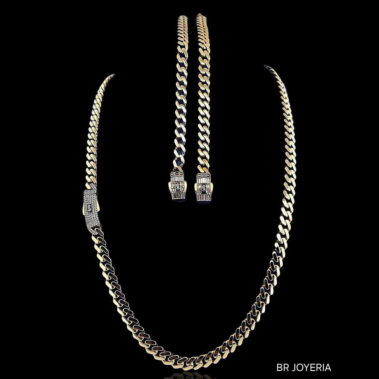 Cadena cubana con broche pavé